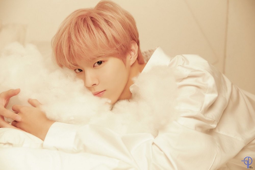 KIM WOO SEOK | K-Moon