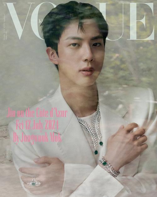 VOGUE KOREA/ 10 - 2024 /BTS Jin Special Book - K - Moon